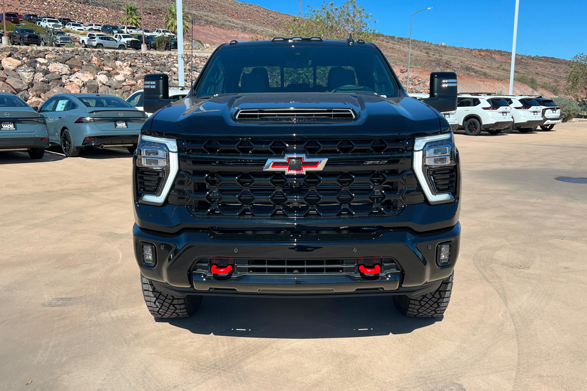 New 2026 Chevrolet Silverado 2500 ZR2 w/ LPO, Dark Essentials Package AWD/4WD image 9