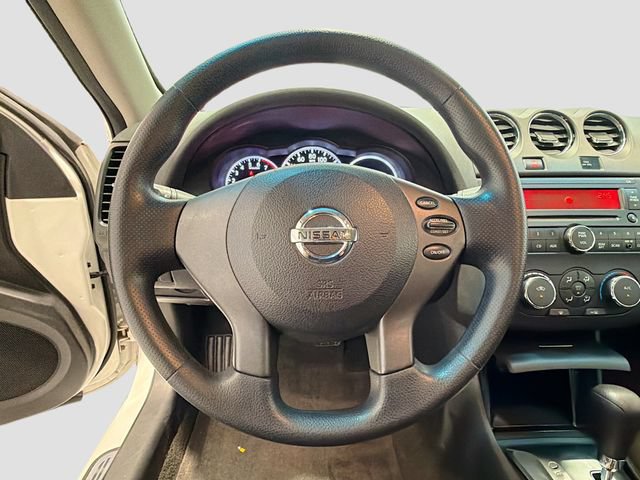Used 2010 Nissan Altima 2.5 S FWD image 10