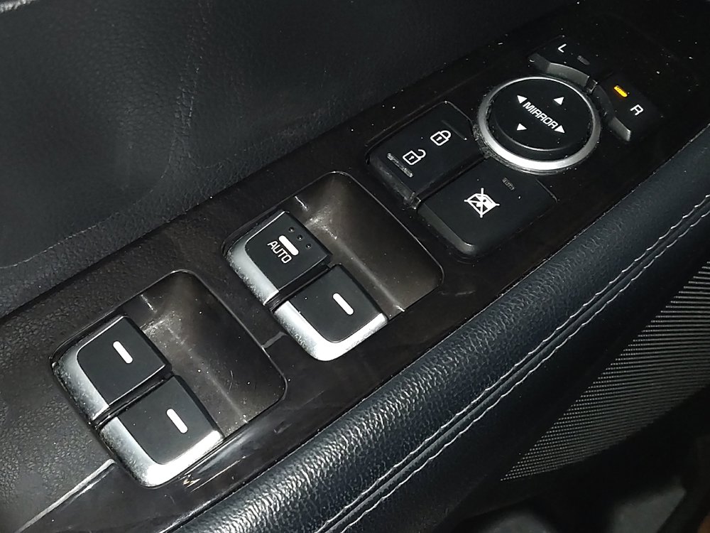 Used 2017 Kia Sorento AWD w/ LX Convenience Package image 27