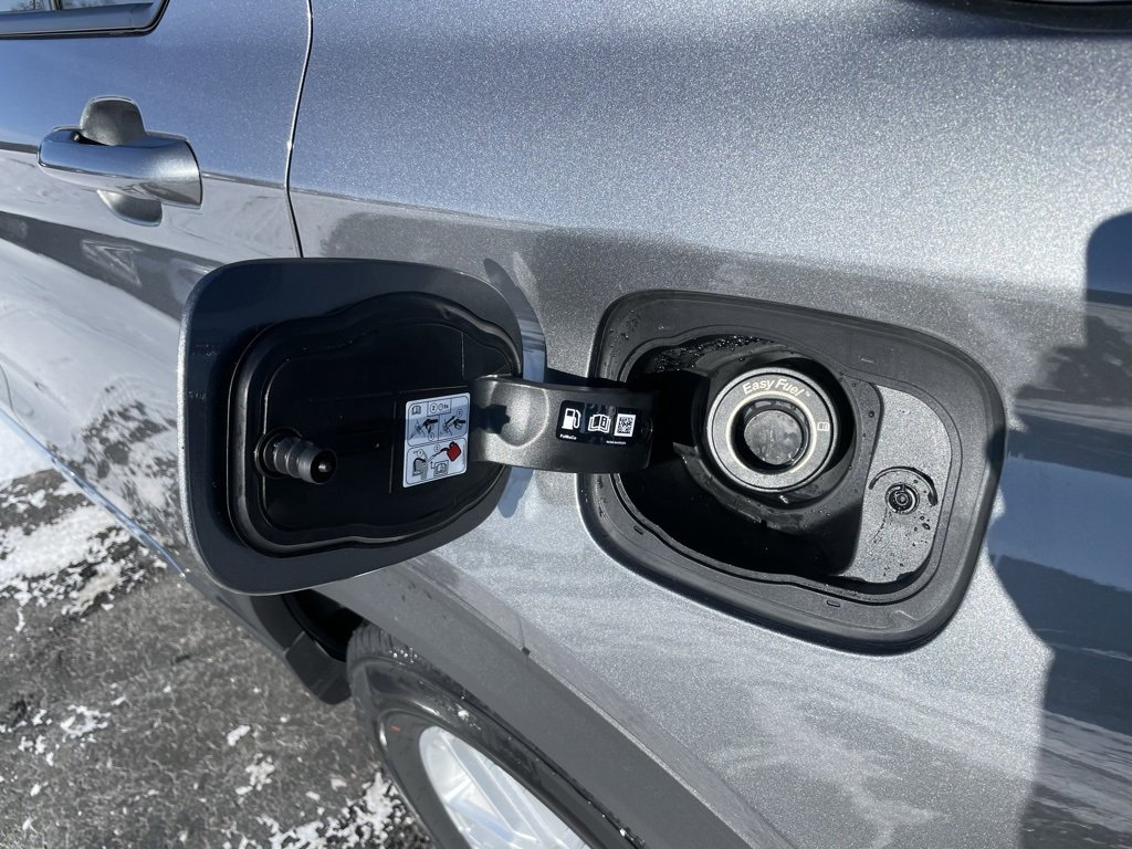 Used 2025 Ford Explorer Active image 59