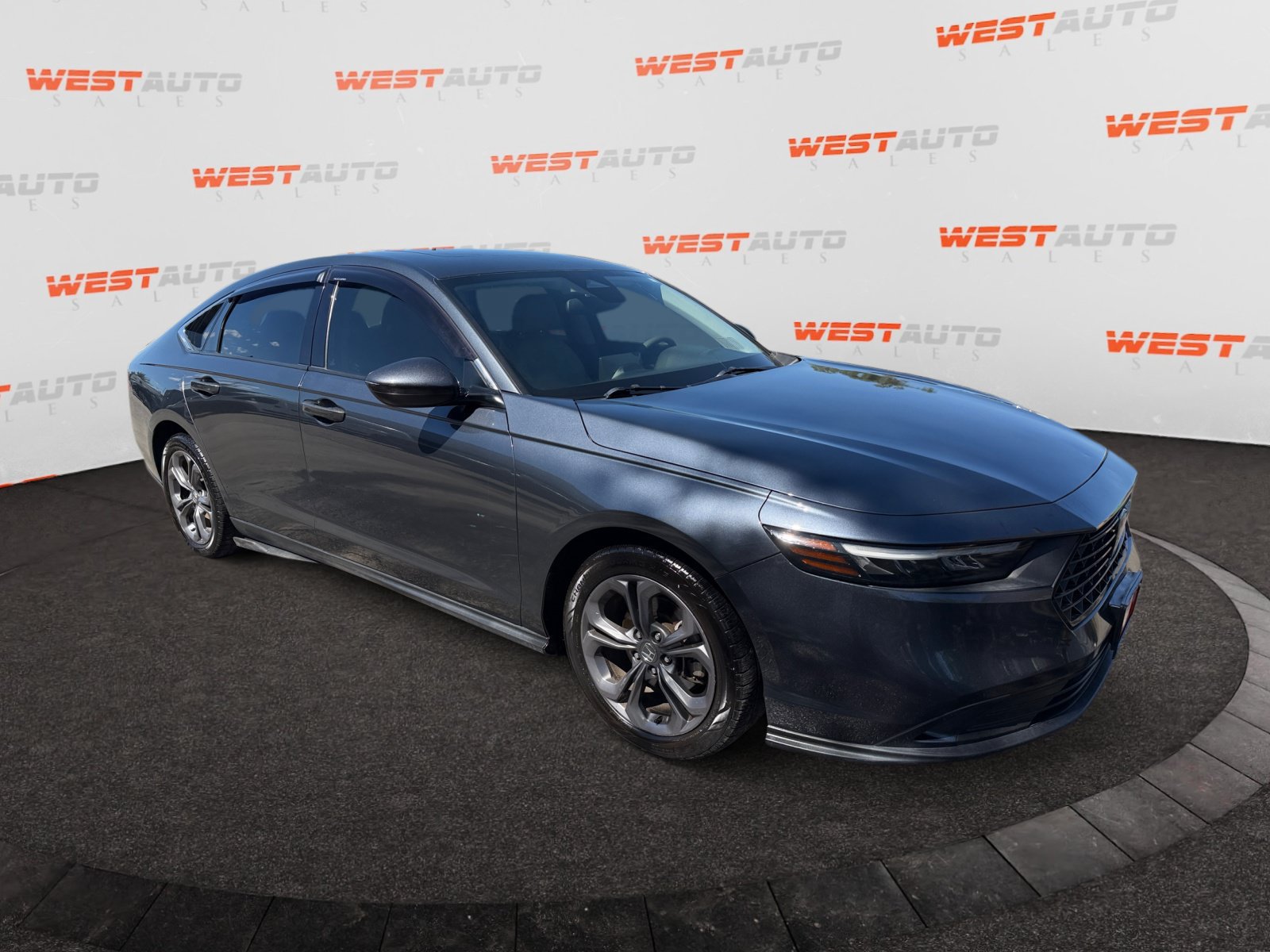 Used 2023 Honda Accord EX image 7
