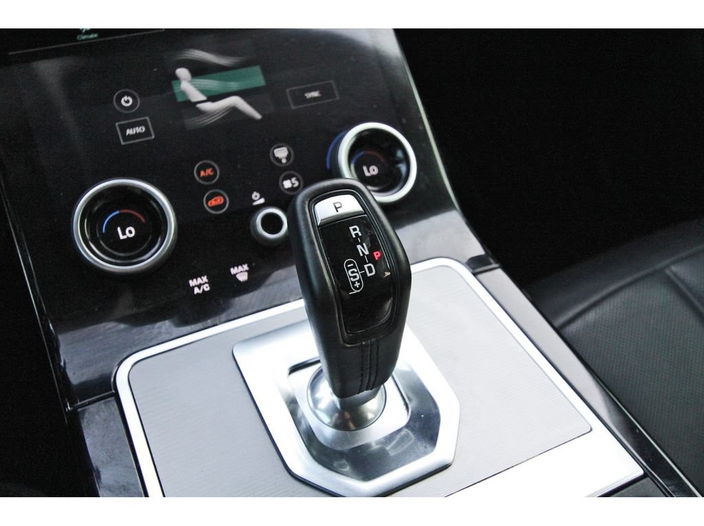Used 2020 Land Rover Range Rover Evoque SE AWD/4WD image 28