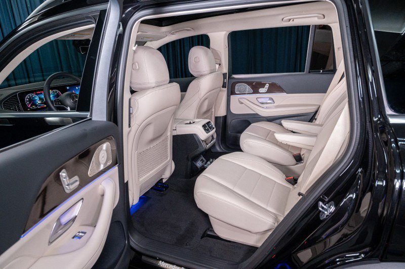 Certified 2026 Mercedes-Benz GLS 450 4MATIC image 28
