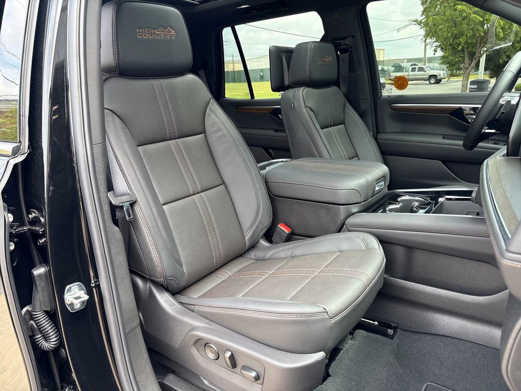 Certified 2026 Chevrolet Tahoe High Country AWD/4WD image 61