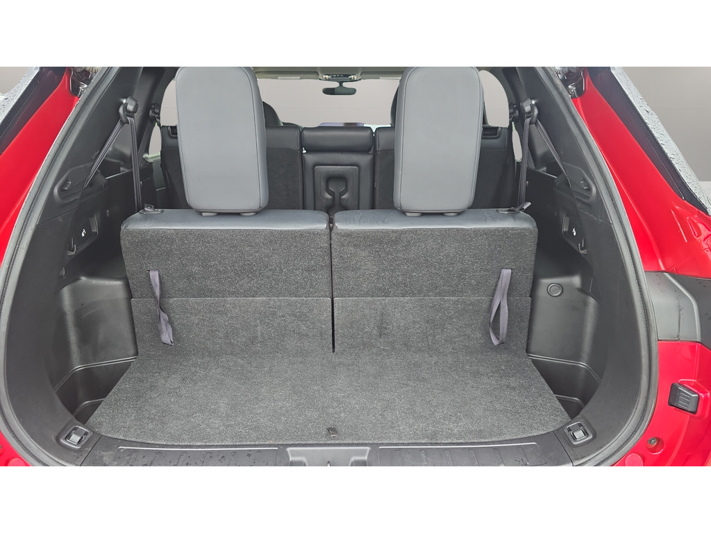 Used 2025 Mitsubishi Outlander SE FWD image 9