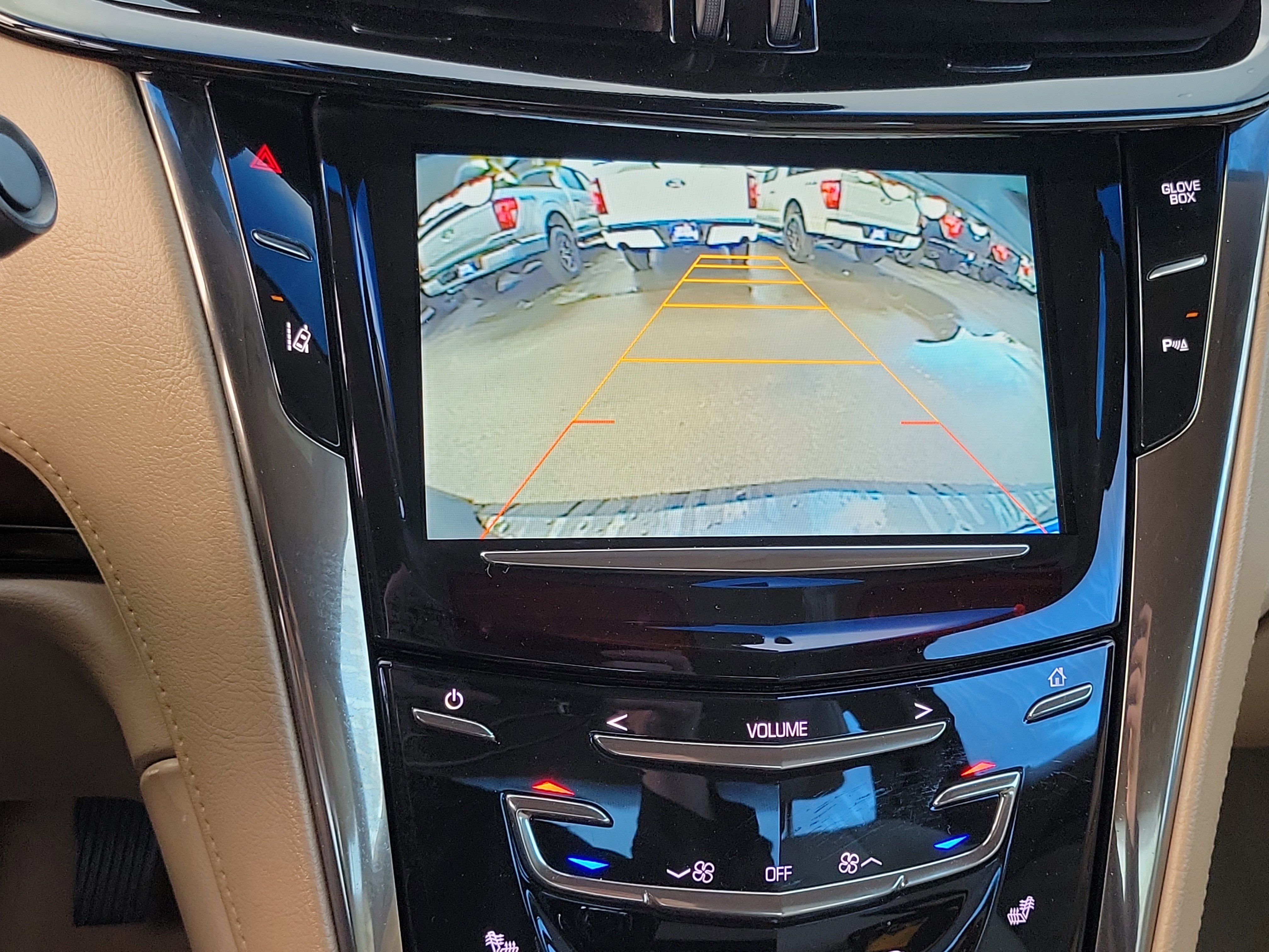 Used 2014 Cadillac ELR w/ Luxury Package image 16