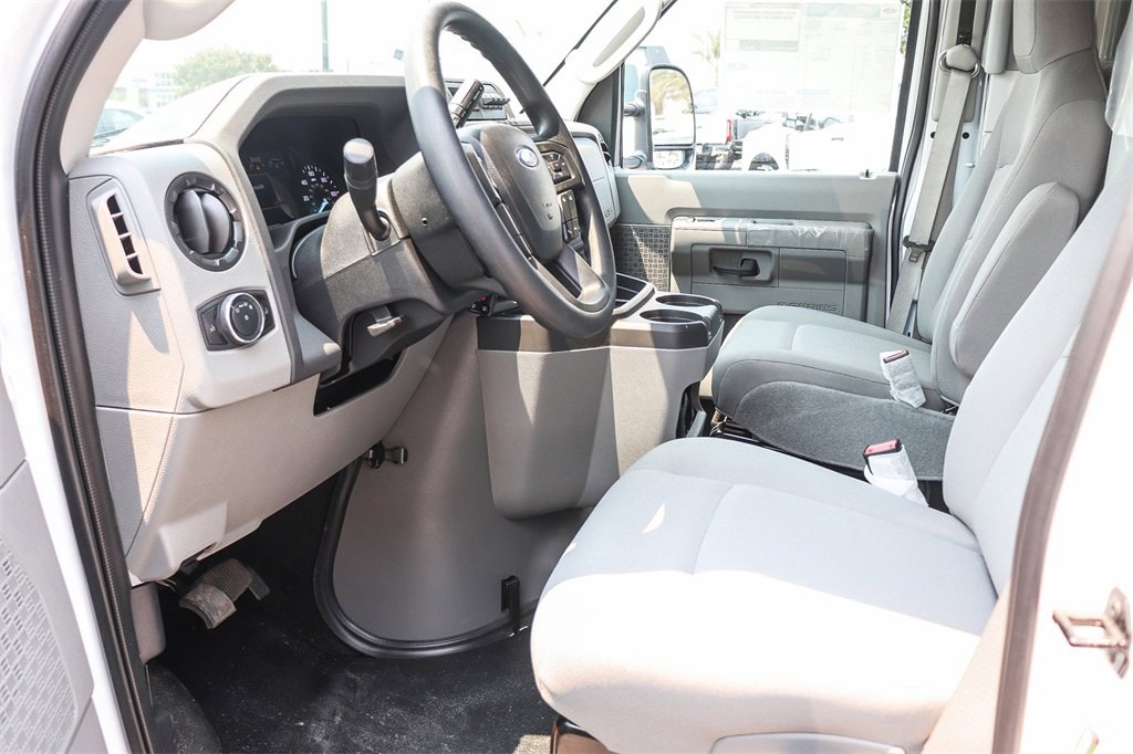 New 2026 Ford E-350 and Econoline 350 Super Duty w/ Power Equipment Group image 19