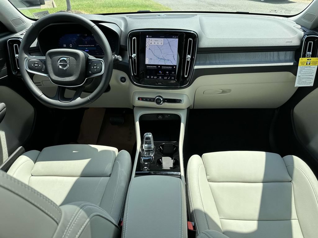 New 2026 Volvo XC40 B4 Plus w/ Protection Package Premier FWD image 2
