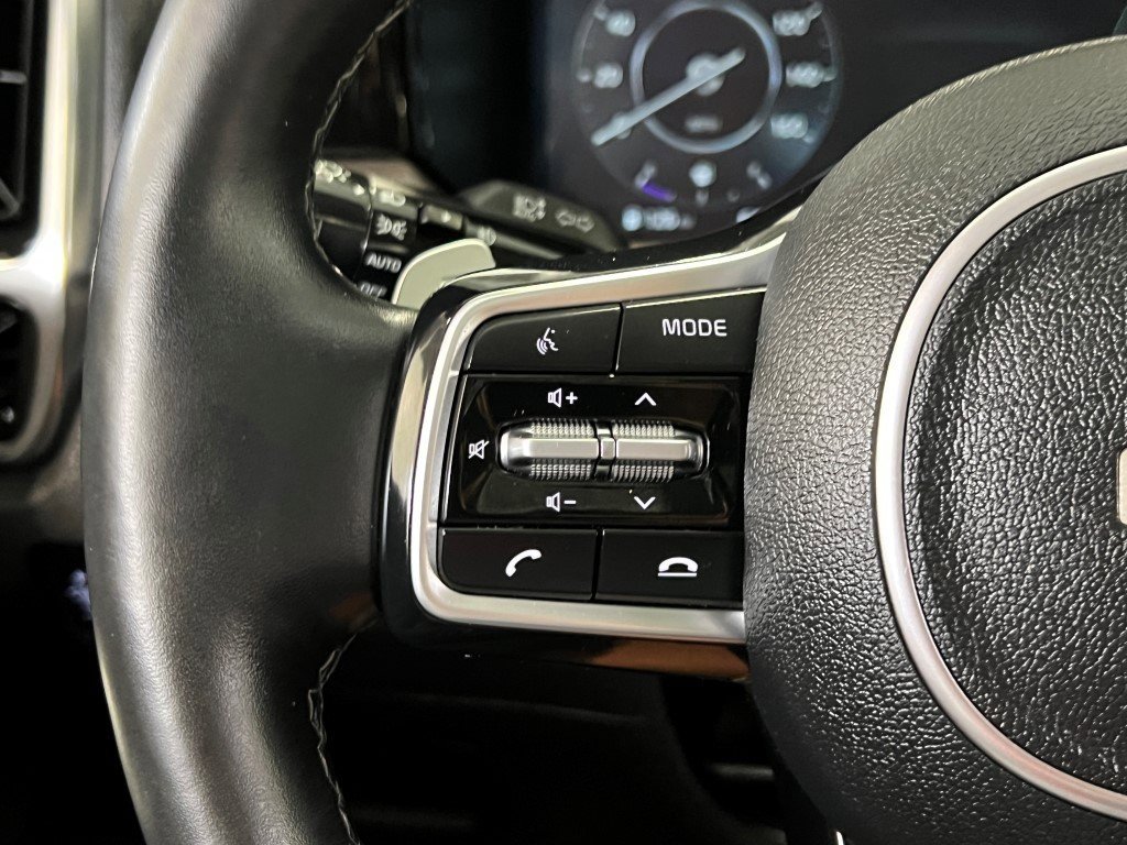 Used 2022 Kia Sorento SX Prestige w/ Rust Color Package image 34