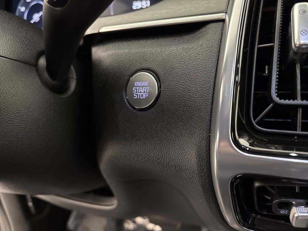 Used 2023 Kia Sorento SX image 26