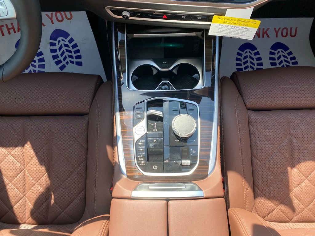 New 2027 BMW X7 xDrive40i AWD/4WD image 10