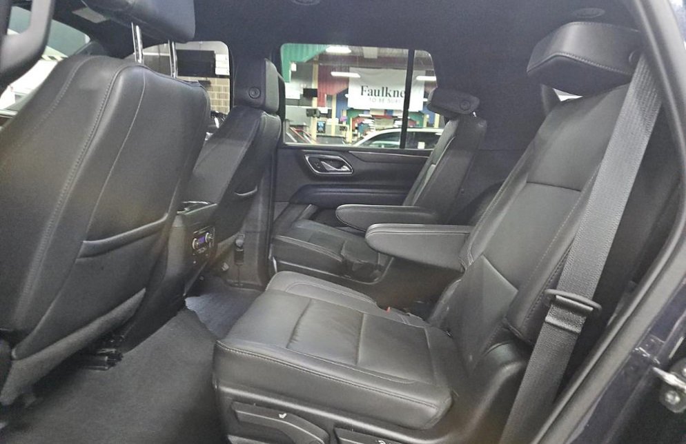 Certified 2024 Chevrolet Tahoe Z71 w/ Luxury Package image 8