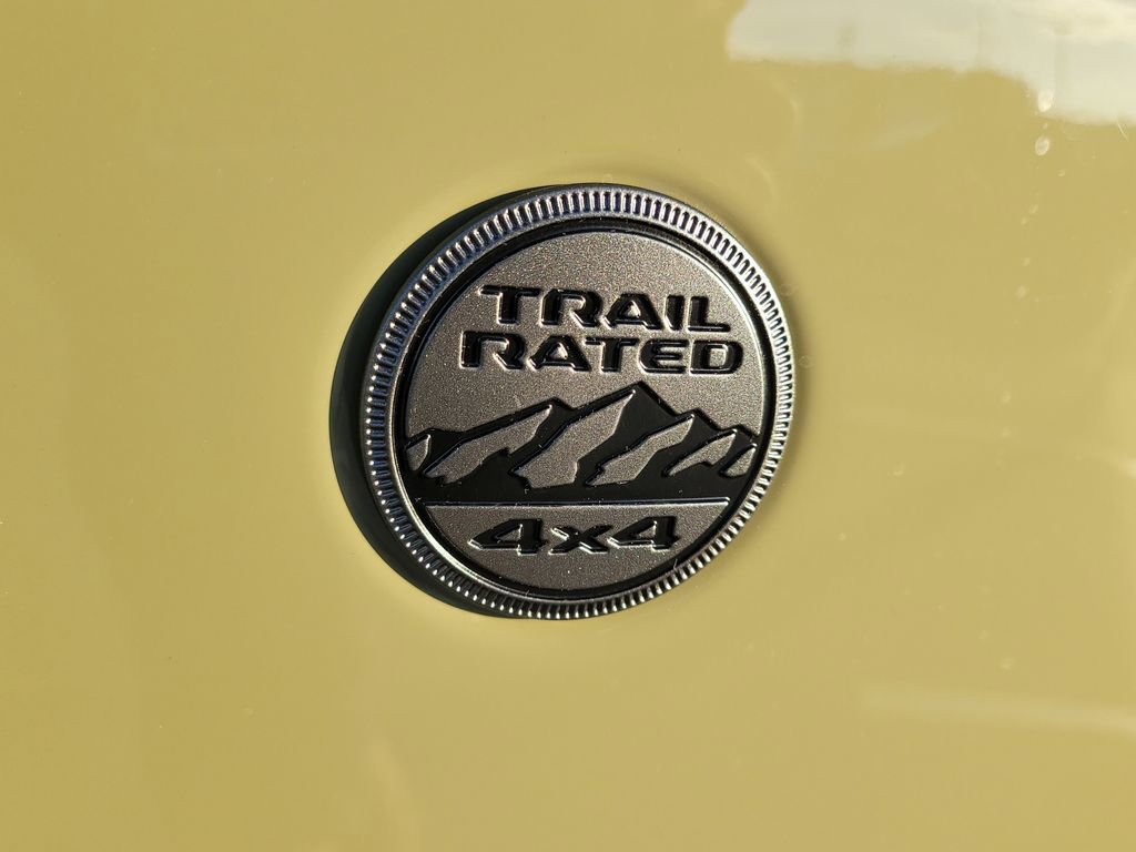 New 2026 Jeep Wrangler Unlimited Sahara AWD/4WD image 8