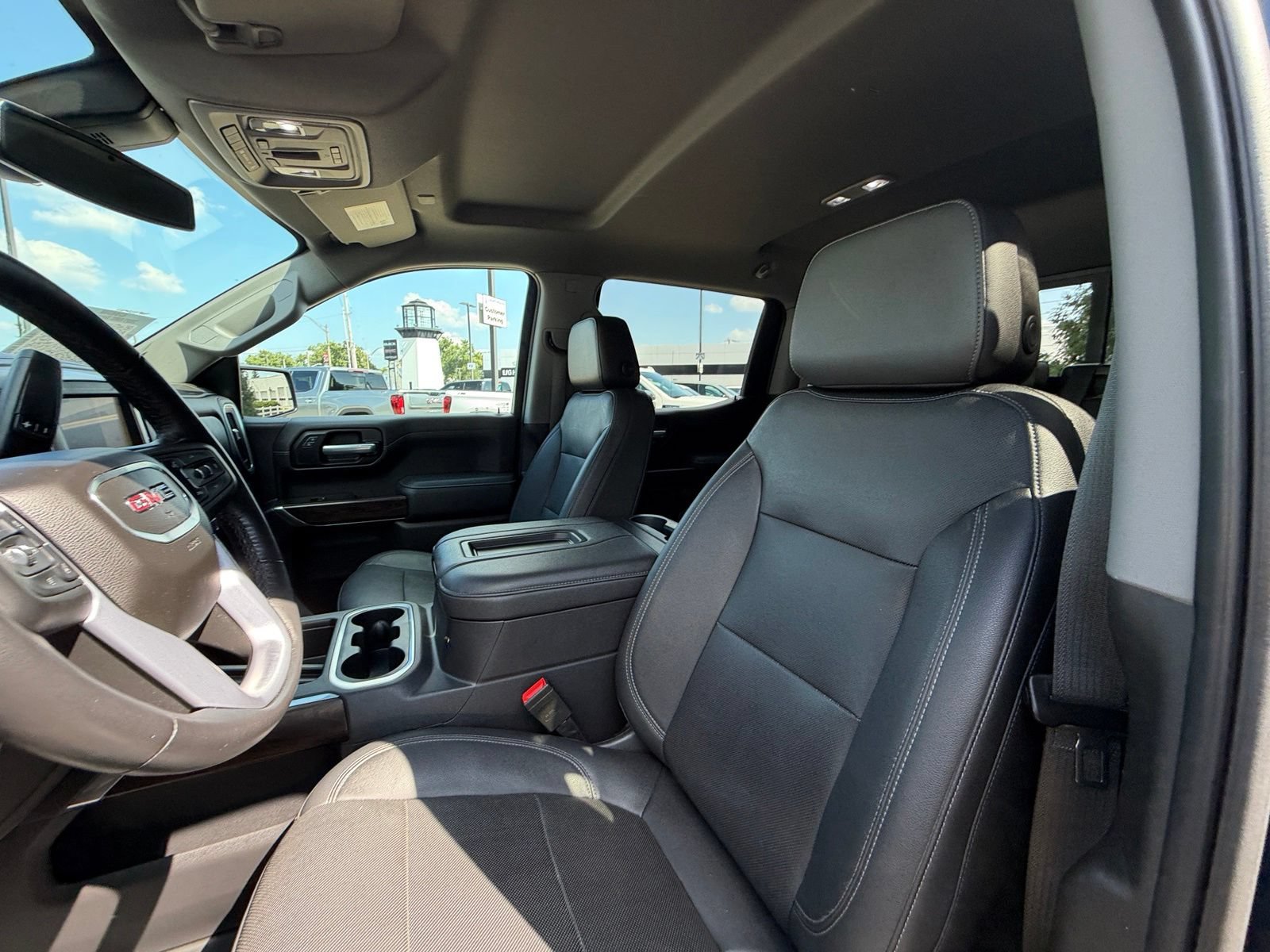 Used 2021 GMC Sierra 1500 SLT w/ SLT Premium Plus Package AWD/4WD image 10
