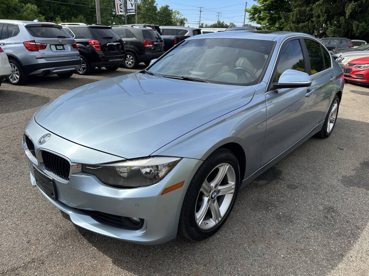 Used 2015 BMW 328i xDrive Sedan AWD/4WD image 2