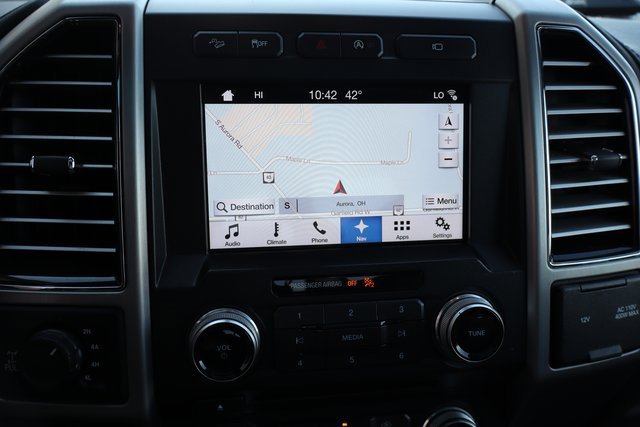 Used 2017 Ford F150 Platinum w/ Equipment Group 701A Luxury image 24