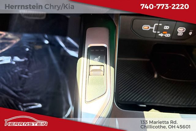 Used 2025 Kia Sorento S AWD/4WD image 21