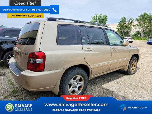 Used 2004 Toyota Highlander 2WD w/ Quick-Order Pkg image 4