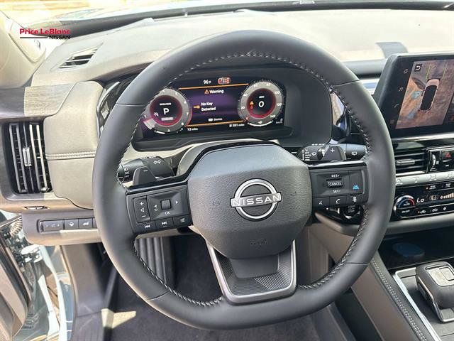 New 2026 Nissan Pathfinder Platinum FWD image 16