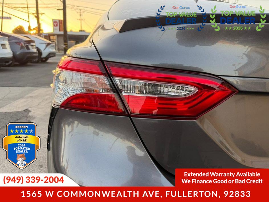 Used 2020 Toyota Camry SE image 19