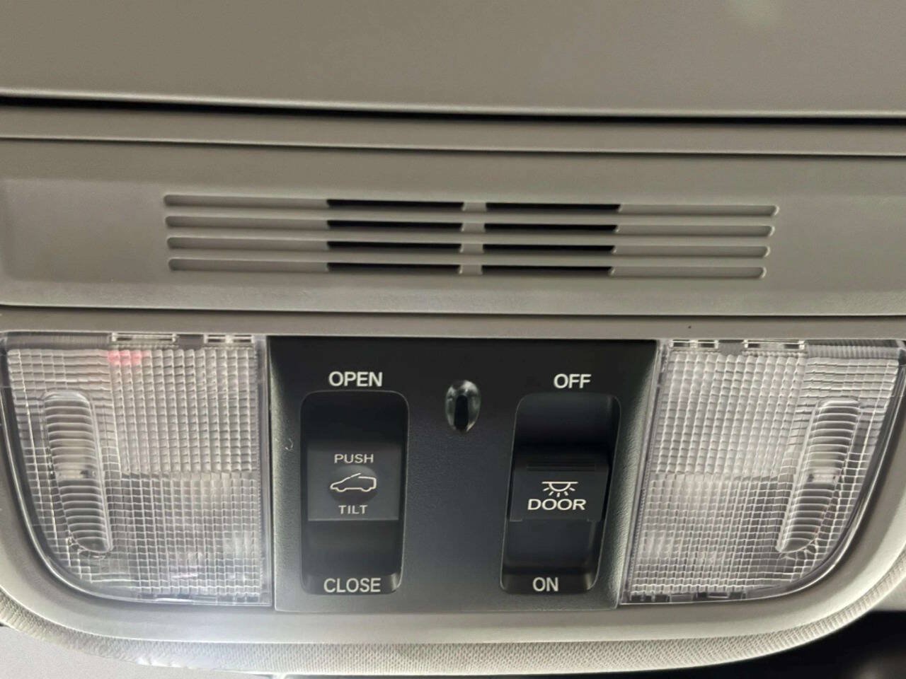 Used 2019 Honda Odyssey EX-L image 39
