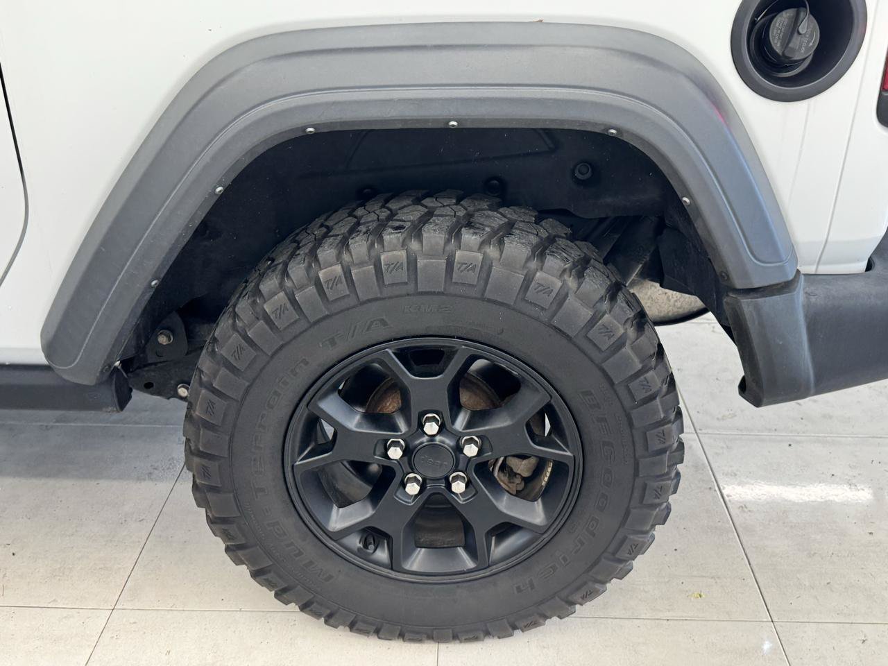 Used 2021 Jeep Wrangler Sport AWD/4WD image 27
