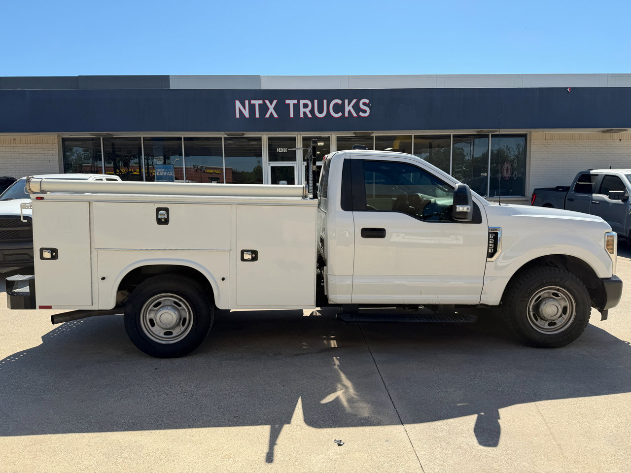 Used 2019 Ford F250 XL w/ Power Equipment Group image 6