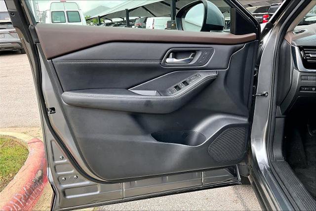 Certified 2023 Nissan Rogue SL w/ SL Premium Package FWD image 22