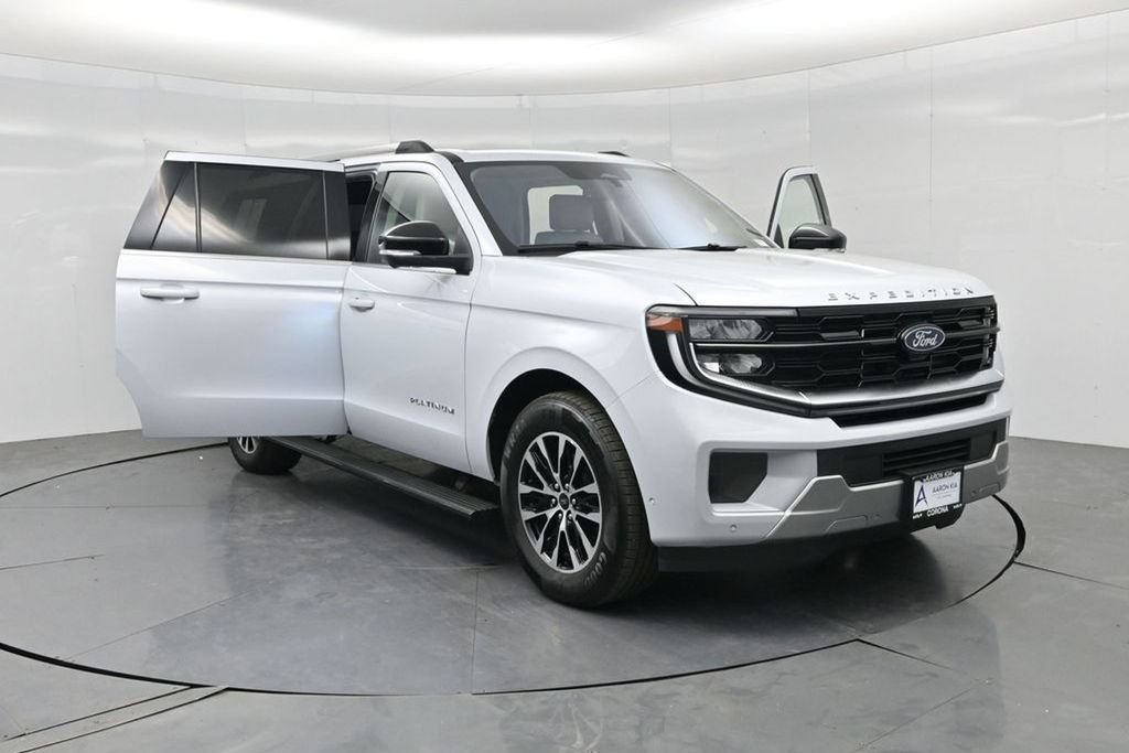 Used 2025 Ford Expedition Max Platinum AWD/4WD image 40