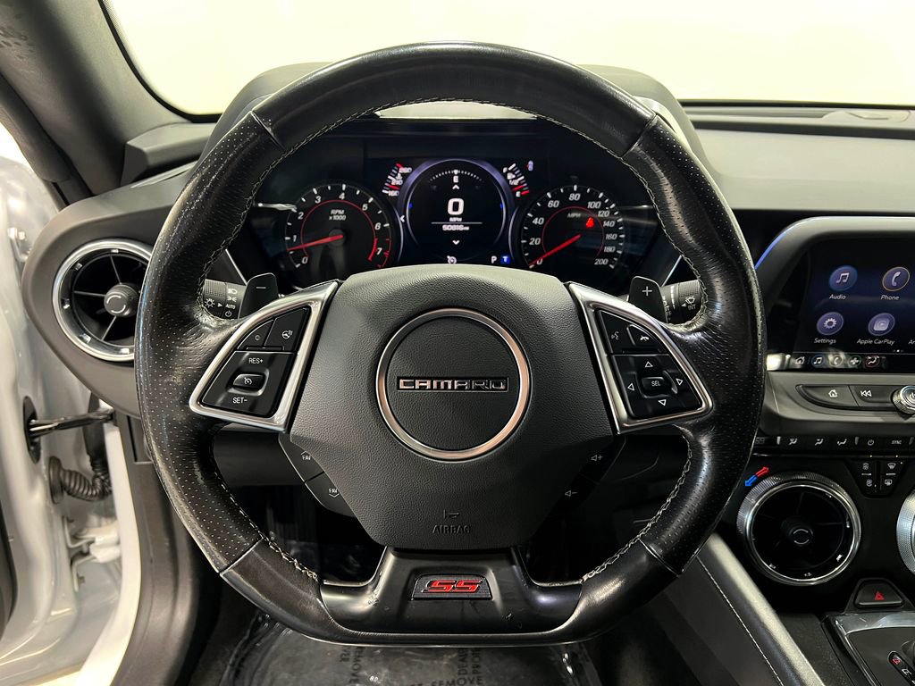 Used 2020 Chevrolet Camaro SS RWD image 22