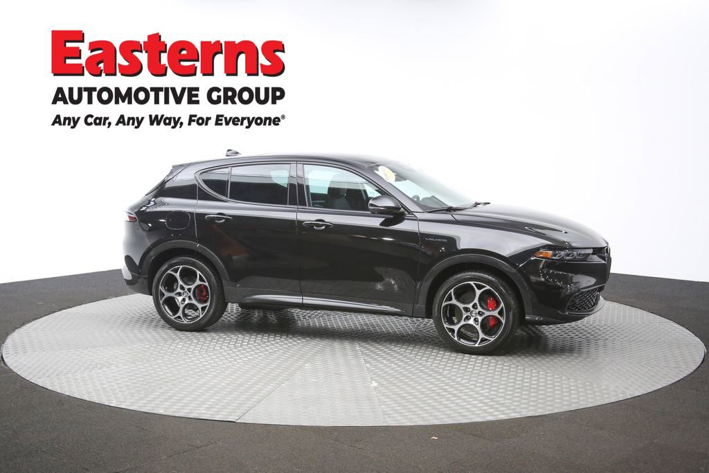 Used 2024 Alfa Romeo Tonale Veloce w/ Active Assist Package image 44