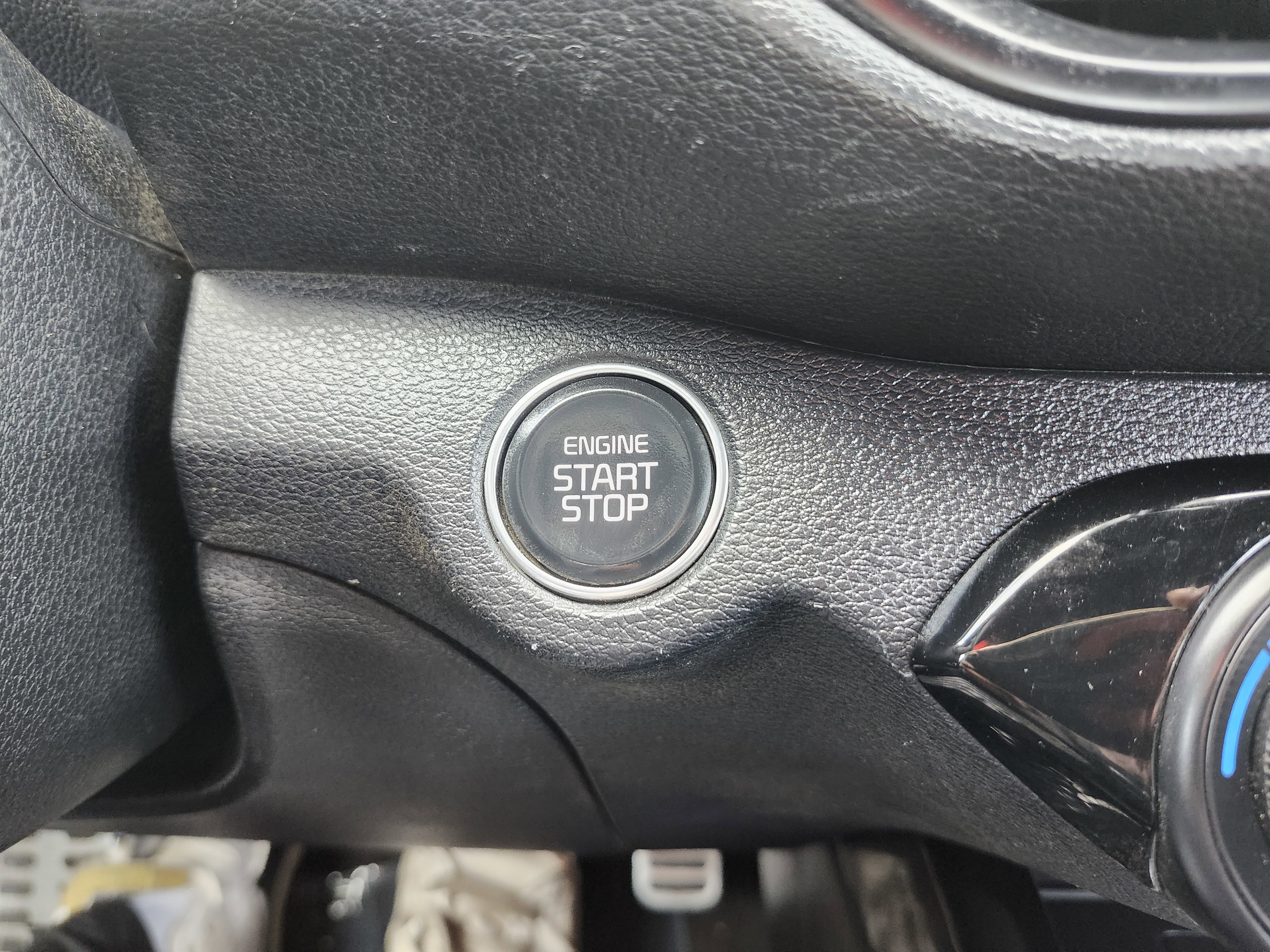 Used 2023 Kia Forte GT image 9