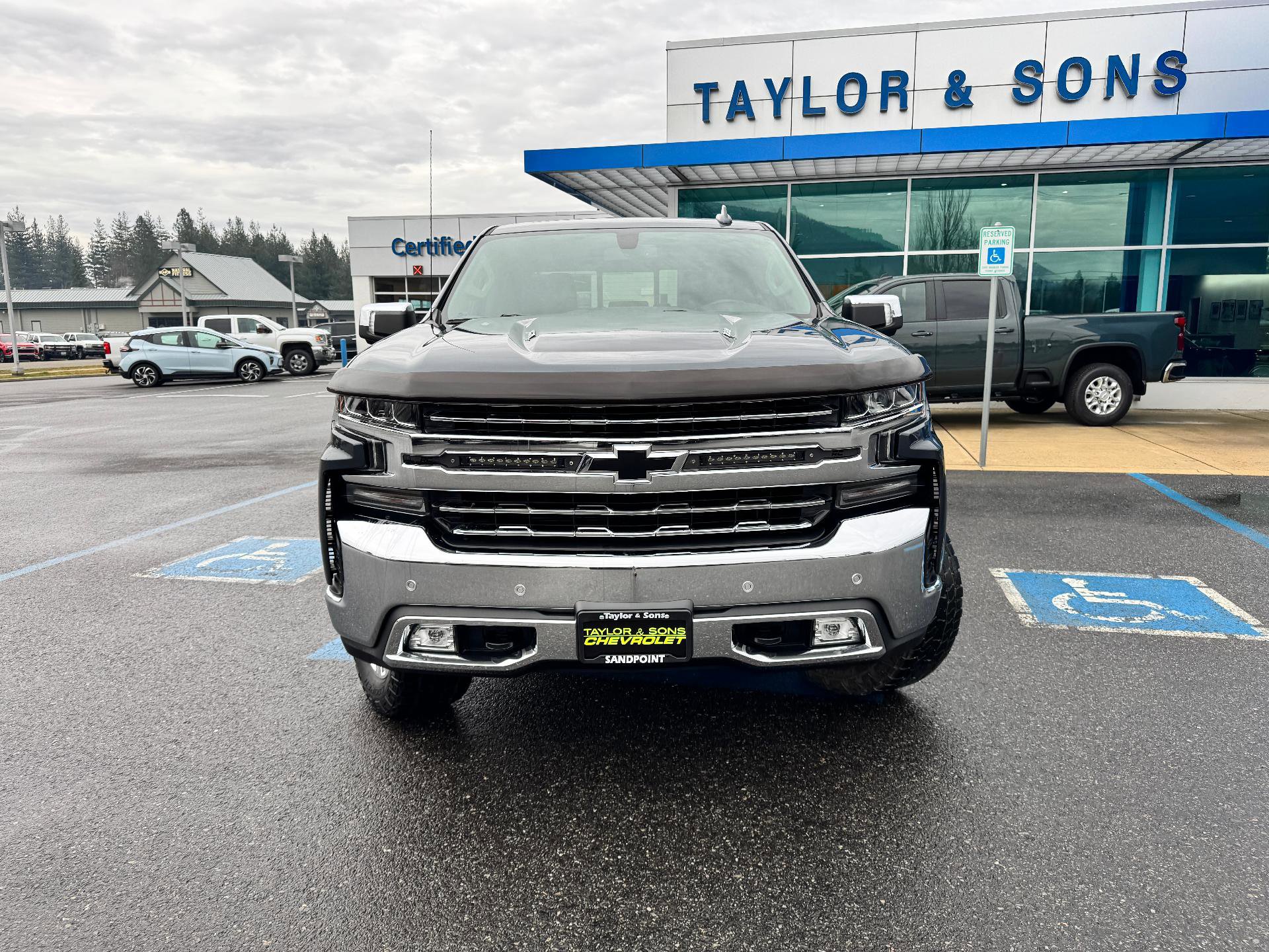 Used 2019 Chevrolet Silverado 1500 LTZ w/ LTZ Plus Package image 2