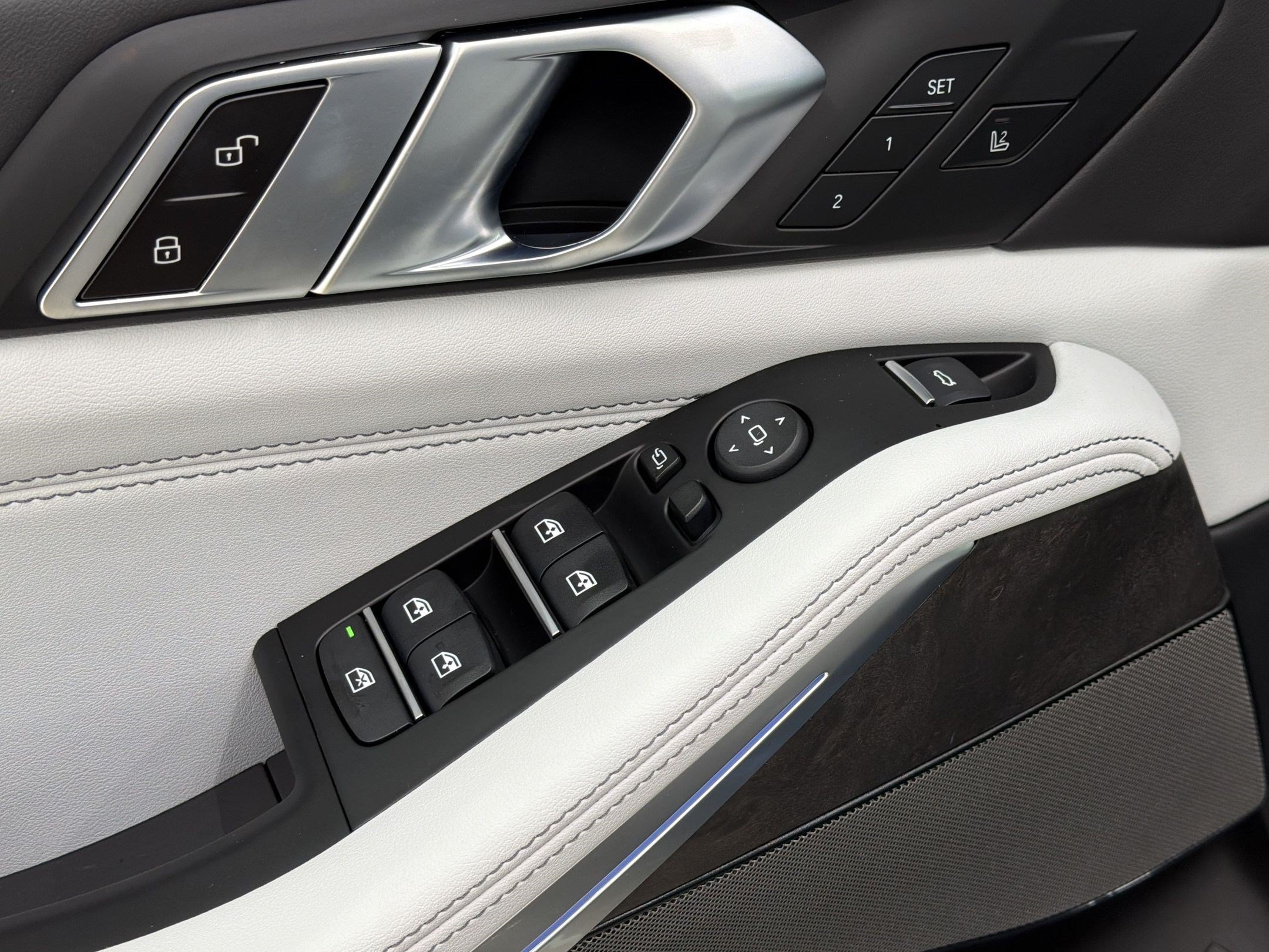 New 2026 BMW X5 xDrive50e AWD/4WD image 23