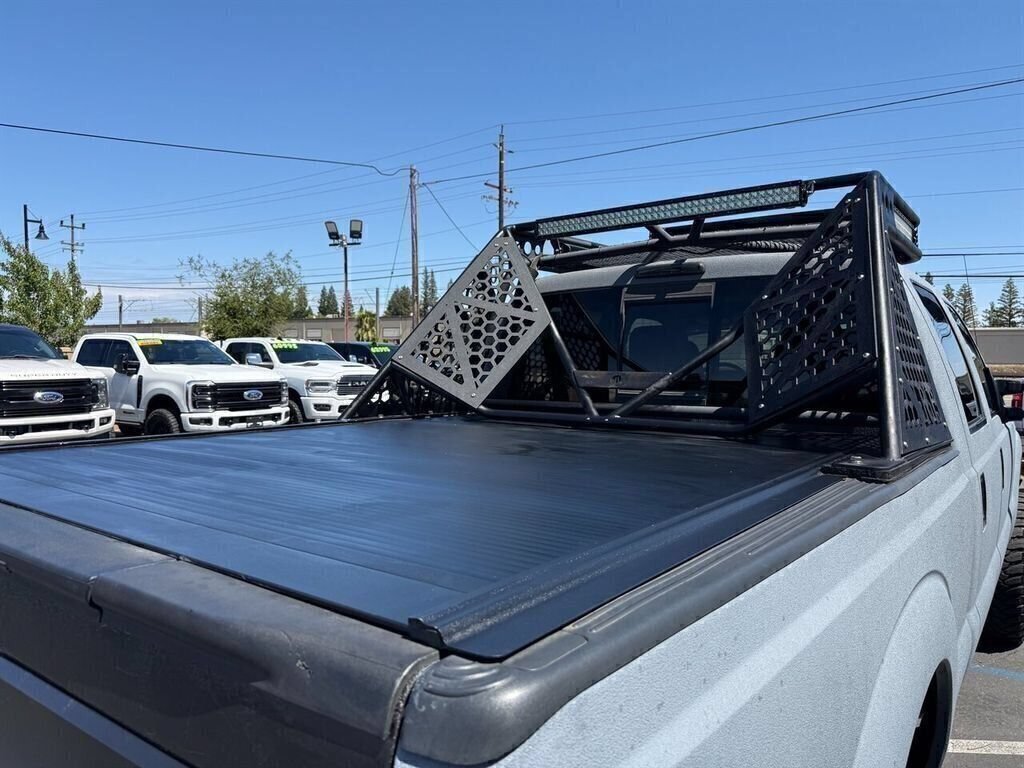 Used 2016 Ford F250 Platinum w/ FX4 Off-Road Package AWD/4WD image 15