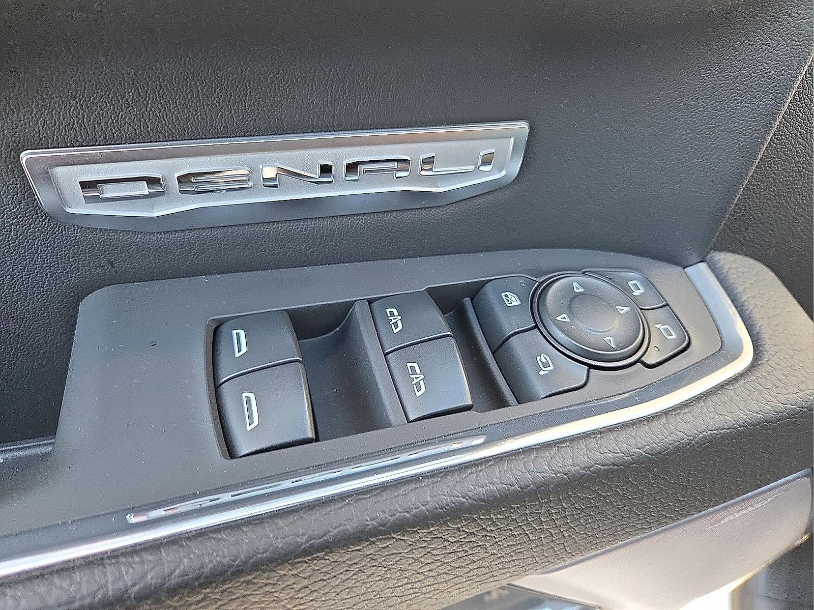 Used 2024 GMC Sierra 1500 Denali w/ Denali Reserve Package image 15