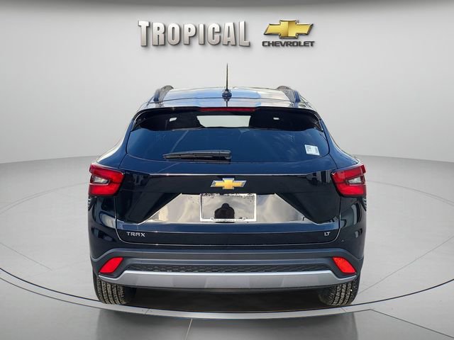 New 2026 Chevrolet Trax LT image 4