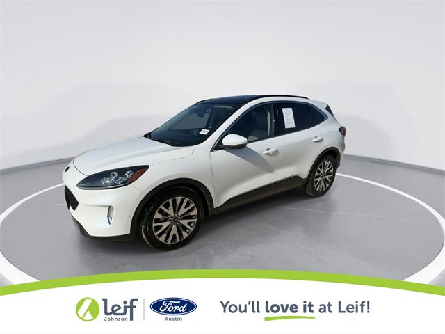 Used 2020 Ford Escape Titanium image 5