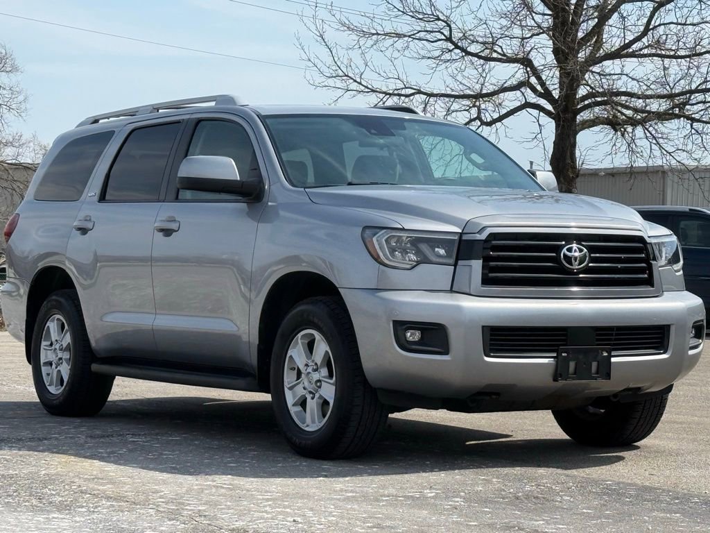 Used 2019 Toyota Sequoia SR5 AWD/4WD image 7