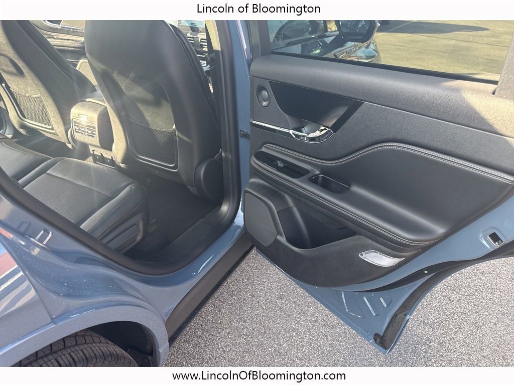 New 2025 Lincoln Corsair Reserve w/ Equipment Group 202A image 48