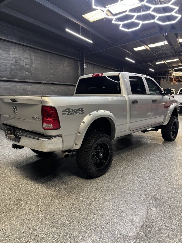 Used 2018 RAM 2500 Tradesman w/ Chrome Appearance Group AWD/4WD image 10