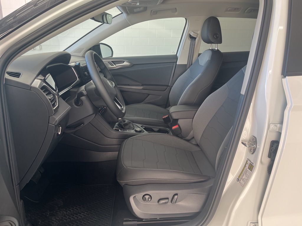 New 2026 Volkswagen Taos SE AWD/4WD image 15