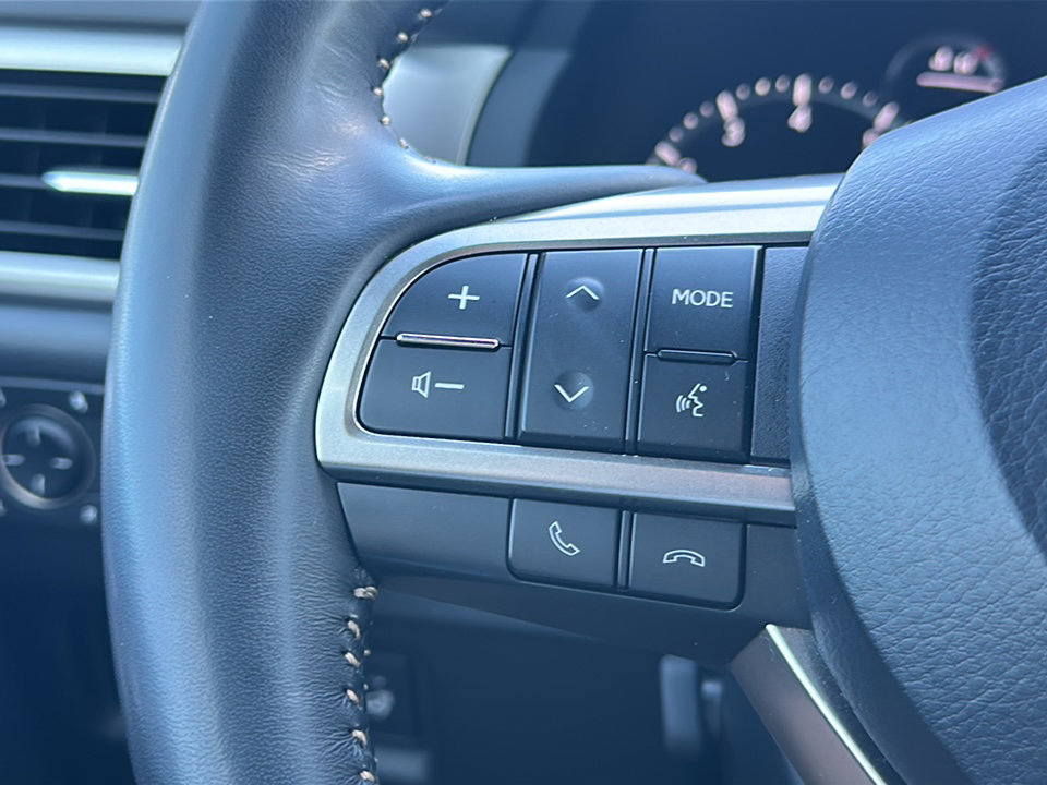 Used 2023 Lexus GX 460 Luxury w/ Accessory Package image 32