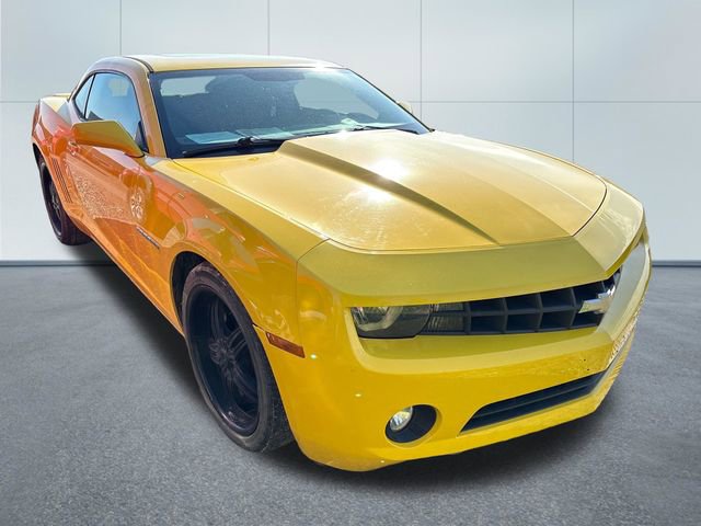 Used 2013 Chevrolet Camaro LT RWD image 5