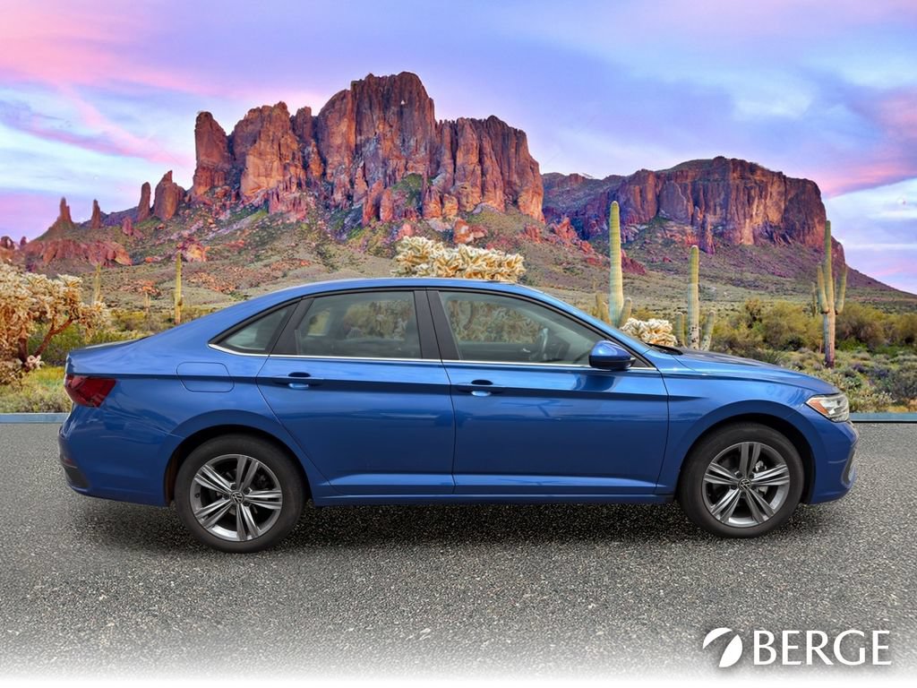 Used 2022 Volkswagen Jetta SE FWD image 9