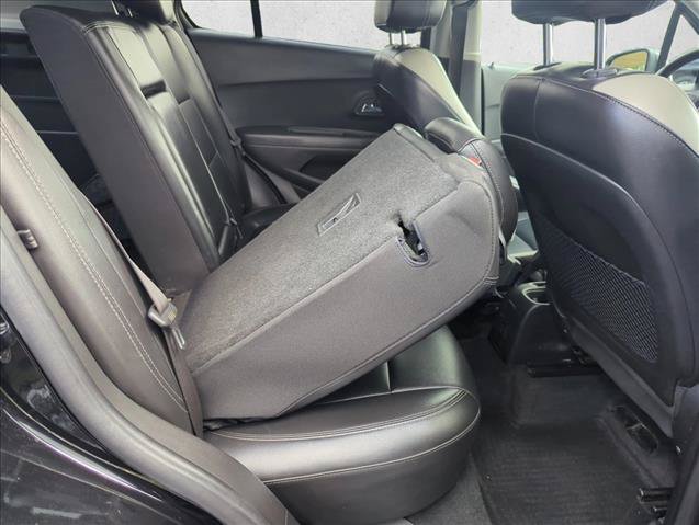 Used 2018 Chevrolet Trax Premier w/ Midnight Edition FWD image 24