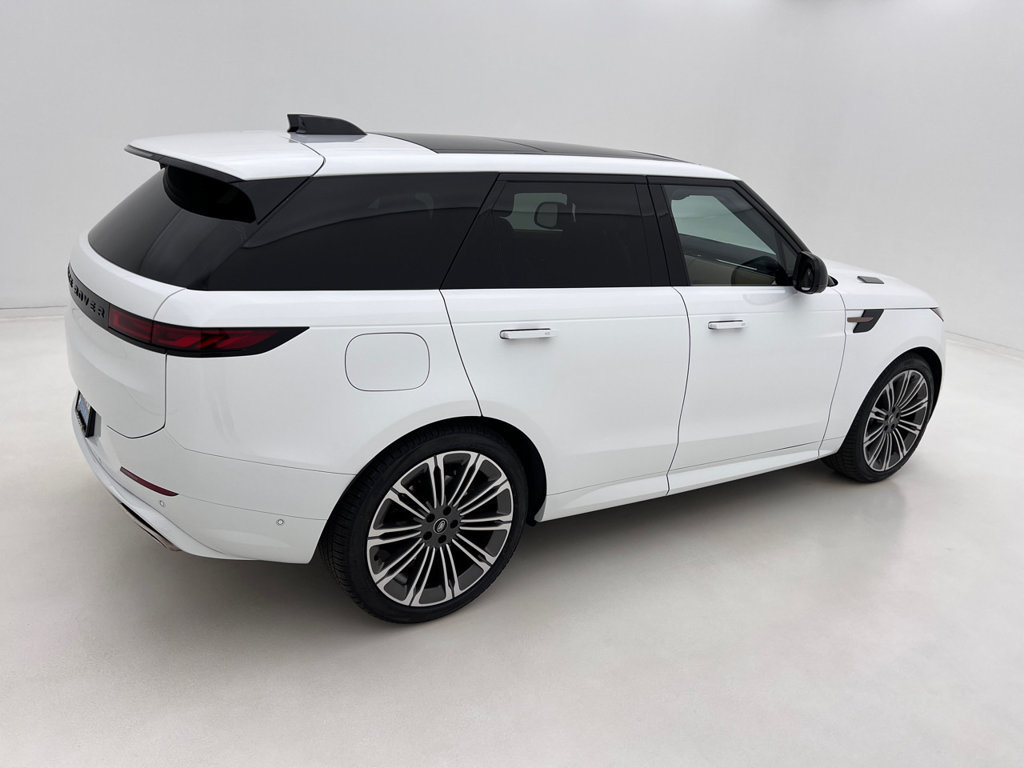 Used 2024 Land Rover Range Rover Sport Dynamic SE AWD/4WD image 6