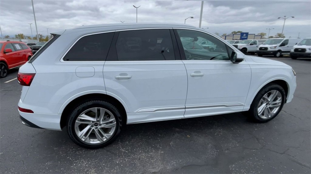 Used 2023 Audi Q7 3.0T Premium image 2