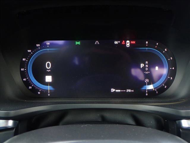 Used 2024 Volvo S60 B5 Ultimate image 23