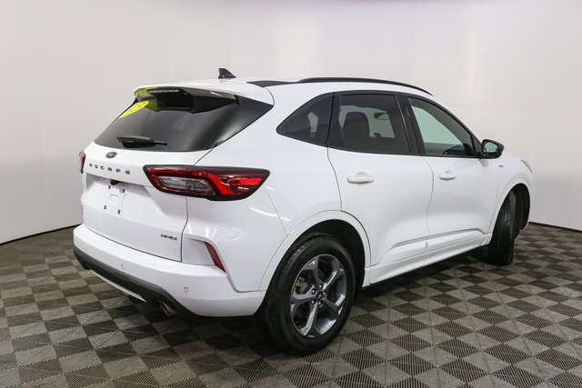Used 2023 Ford Escape ST-Line w/ Tech Pack #1 image 13